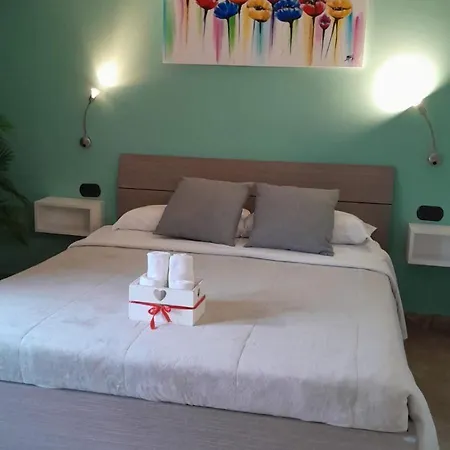 Rainbow Sweet Guest house *